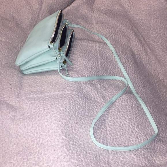 Handbags - mint green crossbody purse